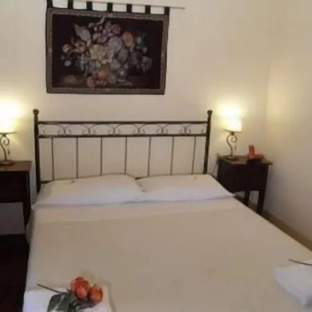 לינה וארוחת בוקר Marchese Sala