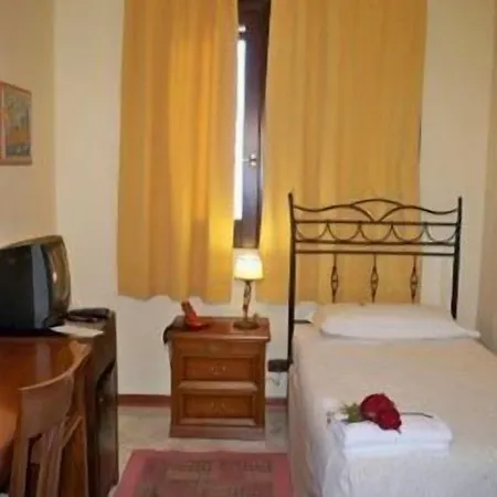 Bed and Breakfast Marchese Sala 2*