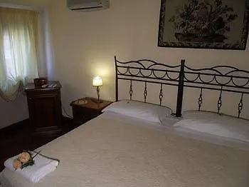 Marchese Sala Bed & Breakfast 2*