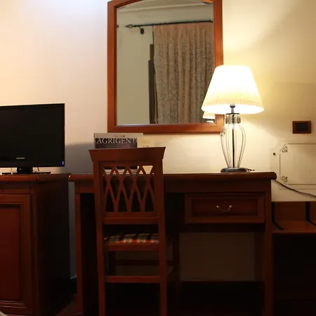 Marchese Sala Bed & Breakfast 2*