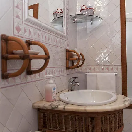 Bed & Breakfast Marchese Sala 2*